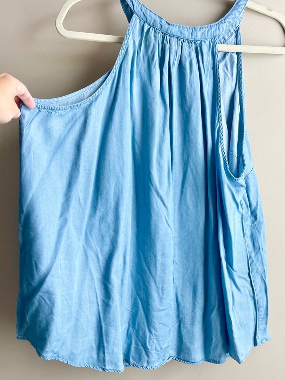 torrid Tencel Halter Neck Tiered Sleeveless Top - Picture 2 of 4